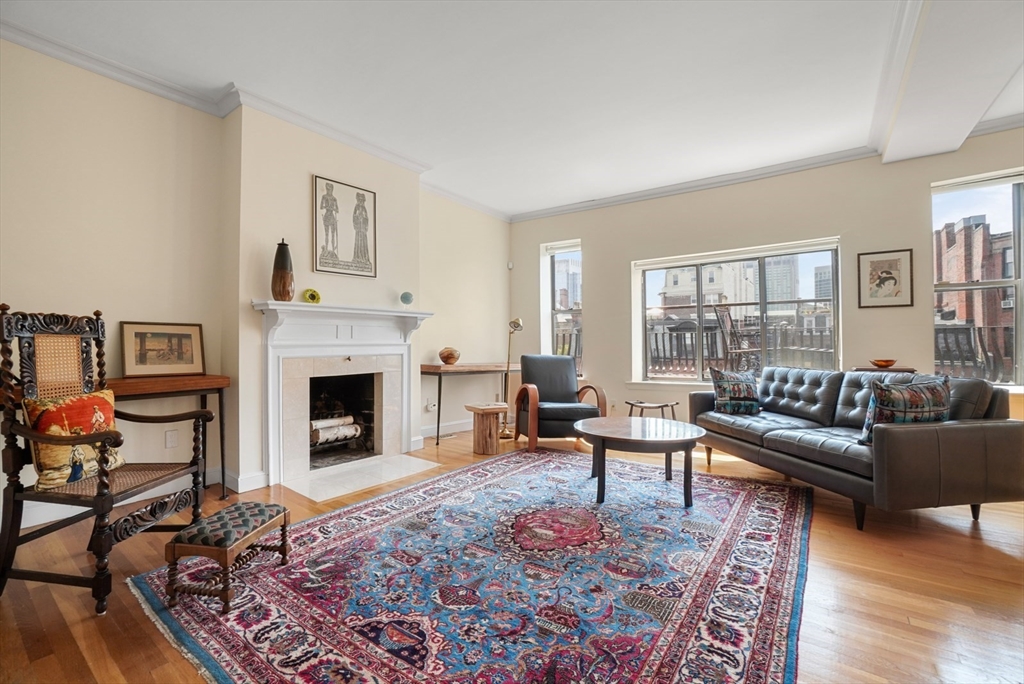 365 Marlborough Street, Boston, Massachusetts, 2 Bedrooms Bedrooms, 5 Rooms Rooms,1.5 BathroomsBathrooms,Residential Lease,For Rent,Marlborough Street,73410496