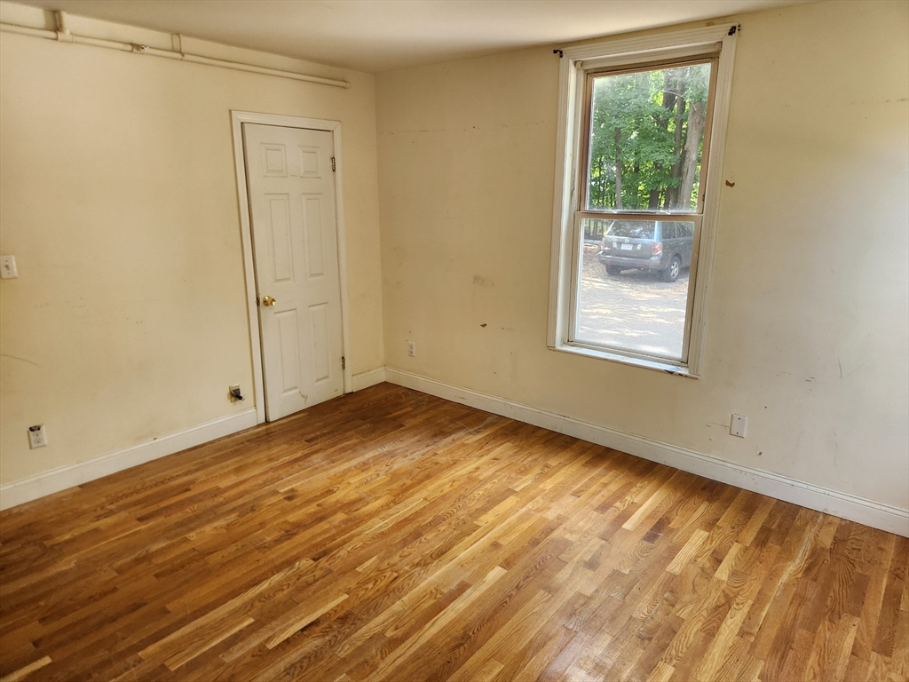 16 Centennial Place, Framingham, Massachusetts, 1 Bedroom Bedrooms, 3 Rooms Rooms,1 BathroomBathrooms,Residential Lease,For Rent,Centennial Place,73327635