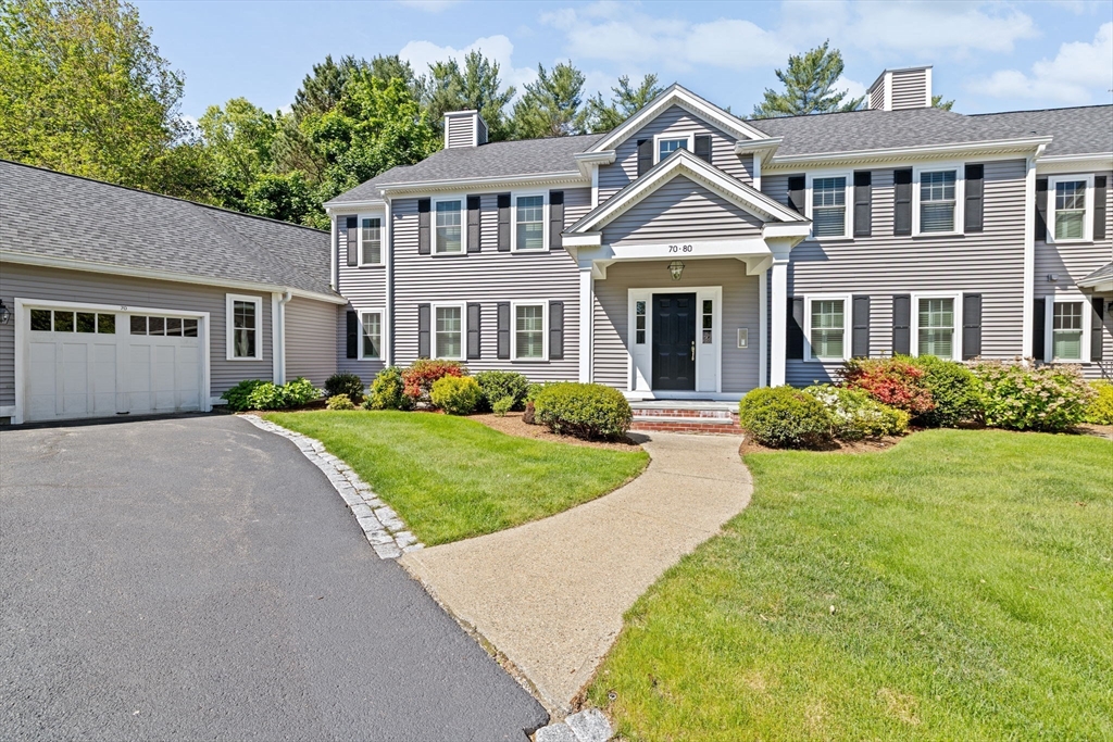 70 Humphreys Ln, Duxbury, Massachusetts, 2 Bedrooms Bedrooms, 6 Rooms Rooms,3 BathroomsBathrooms,Residential,For Sale,Humphreys Ln,73382358