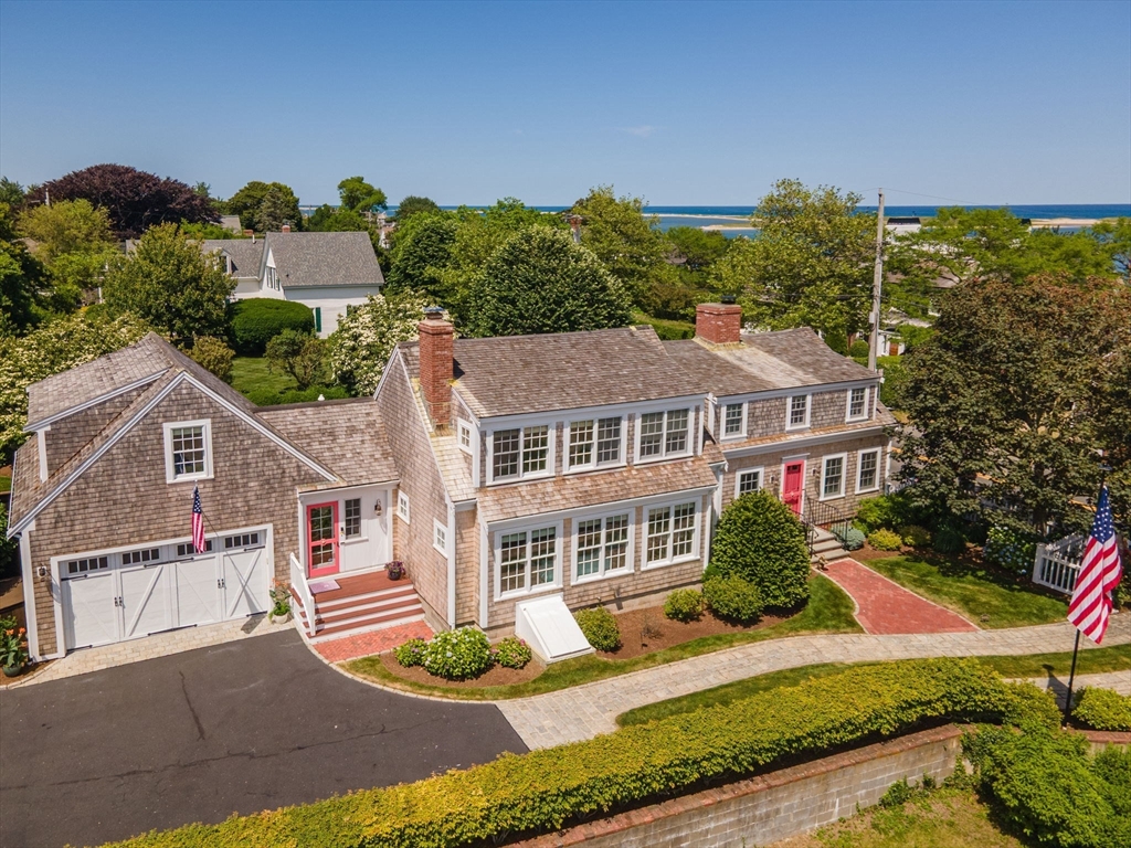 85 Main Street, Chatham, Massachusetts, 3 Bedrooms Bedrooms, 7 Rooms Rooms,3.5 BathroomsBathrooms,Residential,For Sale,Main Street,73358712