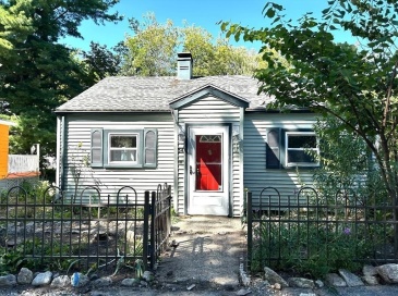 34 Crescent Ln, Malden, Massachusetts, 2 Bedrooms Bedrooms, 5 Rooms Rooms,1 BathroomBathrooms,Residential Lease,For Rent,Crescent Ln,73428147 34 Crescent Ln, Malden, Massachusetts, 2 Bedrooms Bedrooms, 5 Rooms Rooms,1 BathroomBathrooms,Residential Lease,For Rent,Crescent Ln,73428147