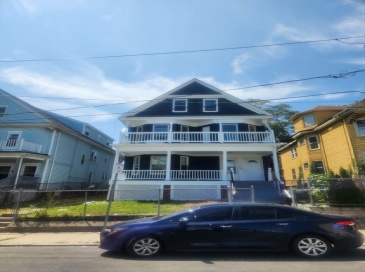 57 Mclellan St, Boston, Massachusetts, 9 Bedrooms Bedrooms, 16 Rooms Rooms,3 BathroomsBathrooms,Residential Income,For Sale,Mclellan St,73427097