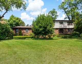 5 Tanager Rd, Seekonk, Massachusetts, 5 Bedrooms Bedrooms, 10 Rooms Rooms,2.5 BathroomsBathrooms,Residential,For Sale,Tanager Rd,73417540