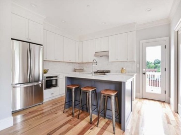 44 Evergreen St, Boston, Massachusetts, 3 Bedrooms Bedrooms, 6 Rooms Rooms,2.5 BathroomsBathrooms,Residential Lease,For Rent,Evergreen St,73430587