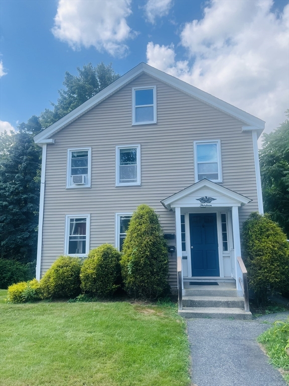 13 Spring St, Westborough, Massachusetts, 2 Bedrooms Bedrooms, 5 Rooms Rooms,1 BathroomBathrooms,Residential Lease,For Rent,Spring St,73412546