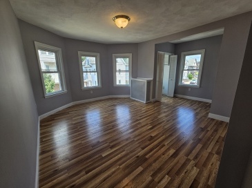 33 Linden St, Everett, Massachusetts, 3 Bedrooms Bedrooms, 8 Rooms Rooms,2 BathroomsBathrooms,Residential Lease,For Rent,Linden St,73414546 33 Linden St, Everett, Massachusetts, 3 Bedrooms Bedrooms, 8 Rooms Rooms,2 BathroomsBathrooms,Residential Lease,For Rent,Linden St,73414546