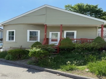 10 Byron St, Worcester, Massachusetts, 4 Bedrooms Bedrooms, 6 Rooms Rooms,1.5 BathroomsBathrooms,Residential,For Sale,Byron St,73391050 10 Byron St, Worcester, Massachusetts, 4 Bedrooms Bedrooms, 6 Rooms Rooms,1.5 BathroomsBathrooms,Residential,For Sale,Byron St,73391050