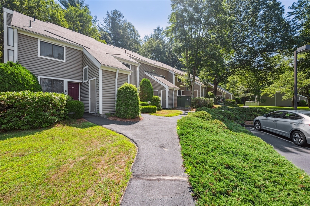 330 Sterling St, West Boylston, Massachusetts, 2 Bedrooms Bedrooms, 5 Rooms Rooms,1.5 BathroomsBathrooms,Residential Lease,For Rent,Sterling St,73408725