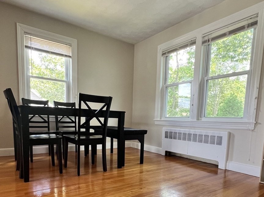 4 Mangano Ct., Watertown, Massachusetts, 2 Bedrooms Bedrooms, 5 Rooms Rooms,1 BathroomBathrooms,Residential Lease,For Rent,Mangano Ct.,73413288