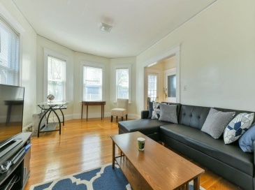 11 Parkton Rd, Boston, Massachusetts, 3 Bedrooms Bedrooms, 5 Rooms Rooms,1 BathroomBathrooms,Residential Lease,For Rent,Parkton Rd,73405884