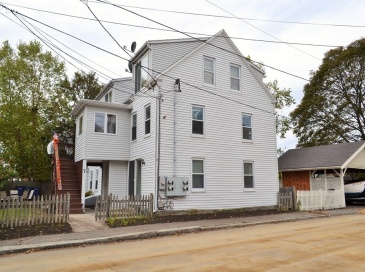 7 Harris Street, Salem, Massachusetts, 2 Bedrooms Bedrooms, 4 Rooms Rooms,1 BathroomBathrooms,Residential Lease,For Rent,Harris Street,73409195