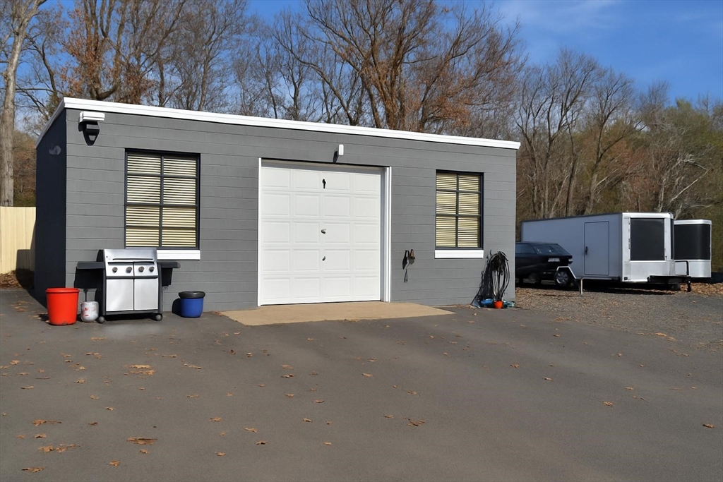 281 Garden St, Agawam, Massachusetts, ,Commercial Lease,For Rent,Garden St,73386839