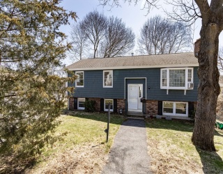 22 Dorchester Street, Waltham, Massachusetts, 3 Bedrooms Bedrooms, 5 Rooms Rooms,2 BathroomsBathrooms,Residential,For Sale,Dorchester Street,73427872