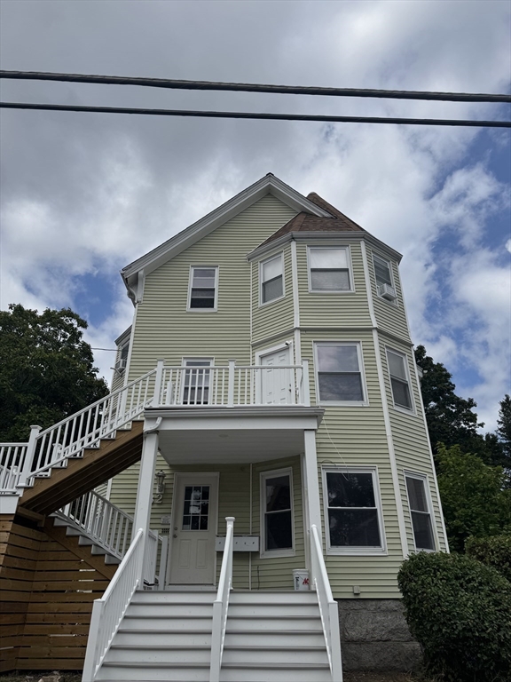 32 Cottage St, Mansfield, Massachusetts, 1 Bedroom Bedrooms, 3 Rooms Rooms,1 BathroomBathrooms,Residential Lease,For Rent,Cottage St,73422741