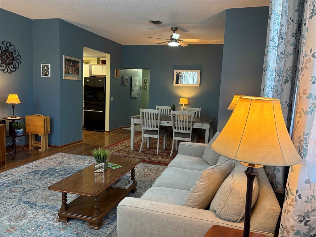 60 North St, Dalton, Massachusetts, 2 Bedrooms Bedrooms, 5 Rooms Rooms,2 BathroomsBathrooms,Residential,For Sale,North St,73409929