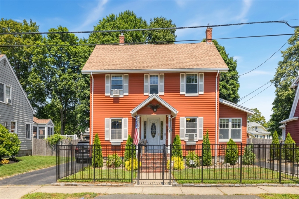 29 Prospect Street, Saugus, Massachusetts, 4 Bedrooms Bedrooms, 8 Rooms Rooms,2.5 BathroomsBathrooms,Residential,For Sale,Prospect Street,73410661