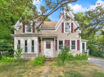 40 Cherry St, Danvers, Massachusetts, 5 Bedrooms Bedrooms, 12 Rooms Rooms,3 BathroomsBathrooms,Residential Income,For Sale,Cherry St,73412478