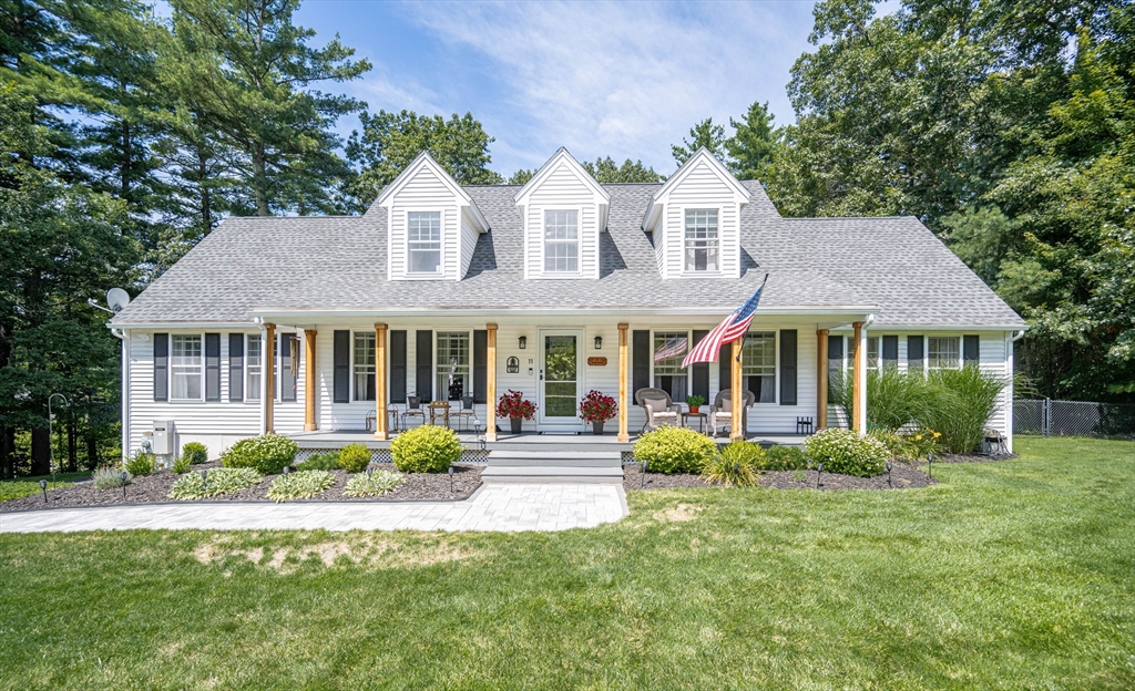 11 Brown Avenue, Pelham, New Hampshire, 4 Bedrooms Bedrooms, 12 Rooms Rooms,2.5 BathroomsBathrooms,Residential,For Sale,Brown Avenue,73420437