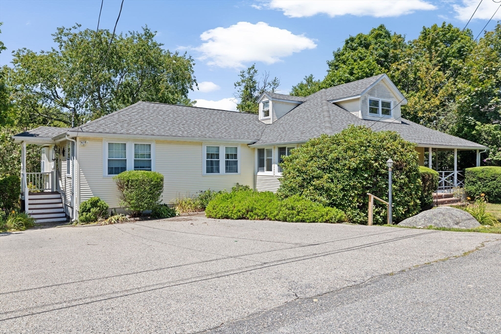 24 Fay Road, Scituate, Massachusetts, 5 Bedrooms Bedrooms, 9 Rooms Rooms,3 BathroomsBathrooms,Residential,For Sale,Fay Road,73408952