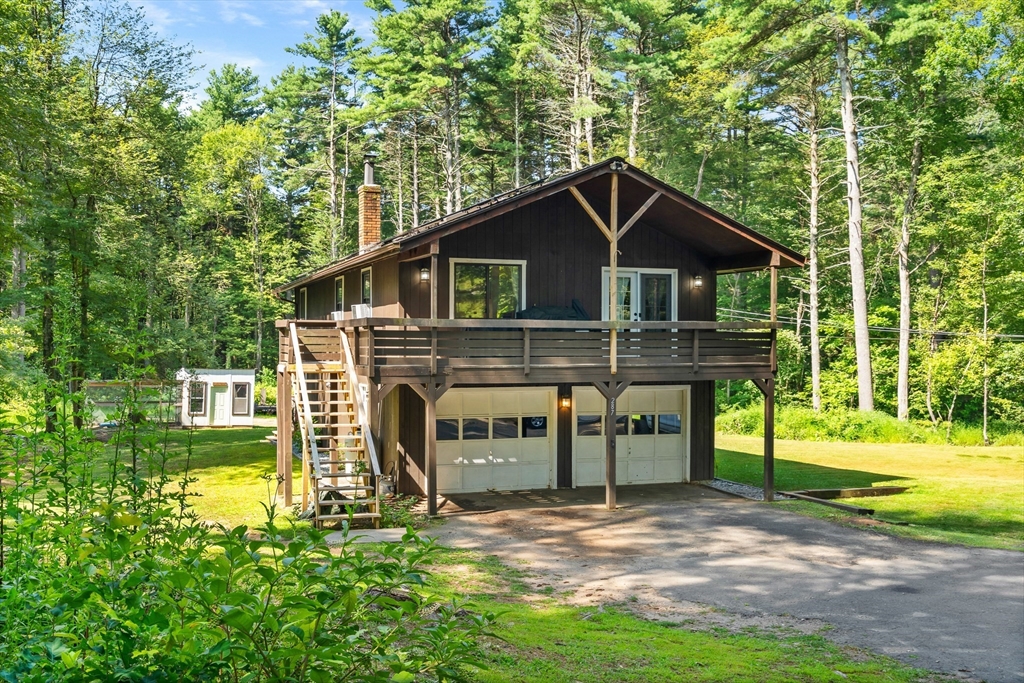 287 Federal St, Belchertown, Massachusetts, 3 Bedrooms Bedrooms, 5 Rooms Rooms,1.5 BathroomsBathrooms,Residential,For Sale,Federal St,73419638