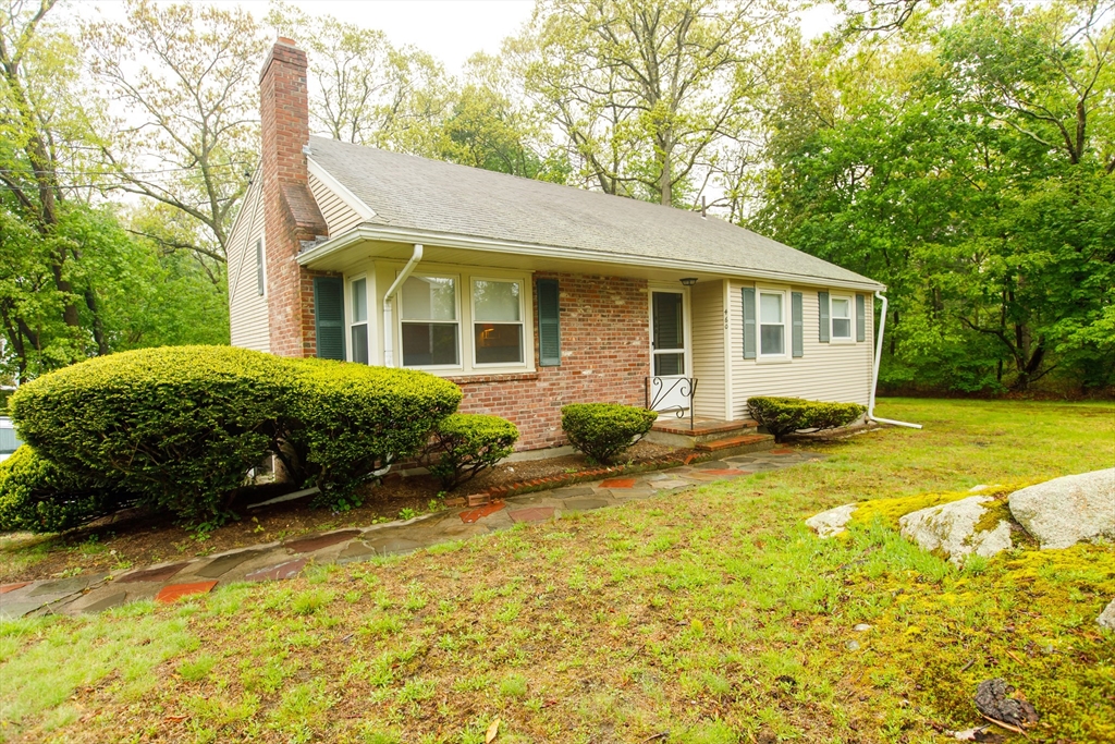 460 Front Street, Weymouth, Massachusetts, 3 Bedrooms Bedrooms, 5 Rooms Rooms,1 BathroomBathrooms,Residential,For Sale,Front Street,73379629