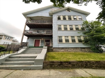 26 Woodford, Worcester, Massachusetts, 2 Bedrooms Bedrooms, 9 Rooms Rooms,1 BathroomBathrooms,Residential Lease,For Rent,Woodford,73433574