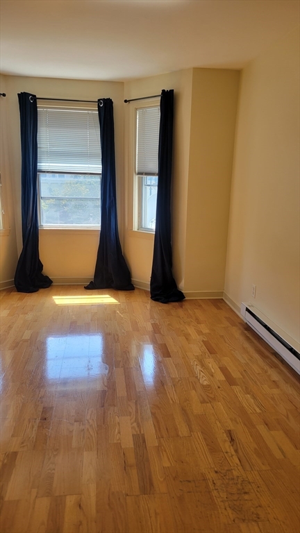 531 Cambridge Street, Cambridge, Massachusetts, 1 Bedroom Bedrooms, 2 Rooms Rooms,1 BathroomBathrooms,Residential Lease,For Rent,Cambridge Street,73420435