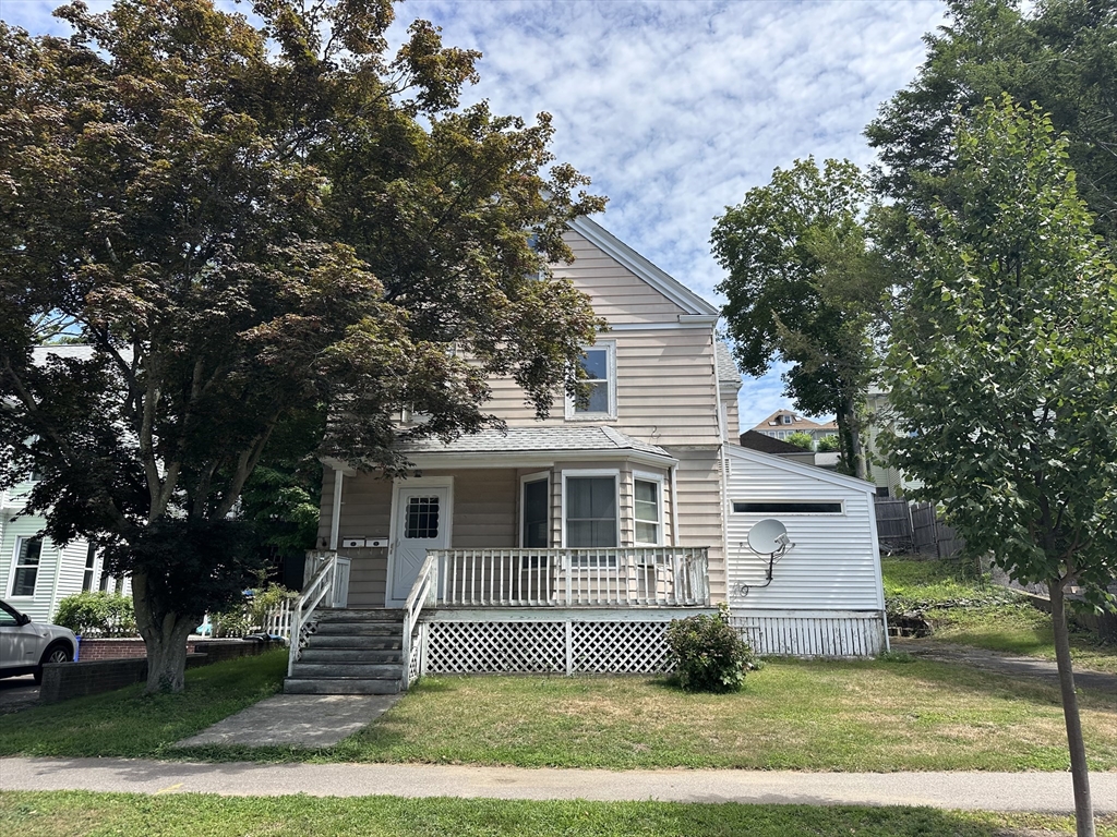 225 S Central Ave, Quincy, Massachusetts, 6 Bedrooms Bedrooms, 11 Rooms Rooms,2 BathroomsBathrooms,Residential Income,For Sale,S Central Ave,73415314