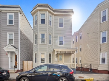 30 Howell Street, Boston, Massachusetts, 3 Bedrooms Bedrooms, 6 Rooms Rooms,1 BathroomBathrooms,Residential,For Sale,Howell Street,73348386