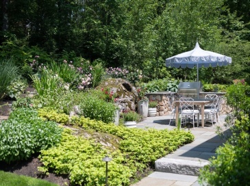 130 Hickory Road, Weston, Massachusetts, 4 Bedrooms Bedrooms, 10 Rooms Rooms,5 BathroomsBathrooms,Residential,For Sale,Hickory Road,73390998