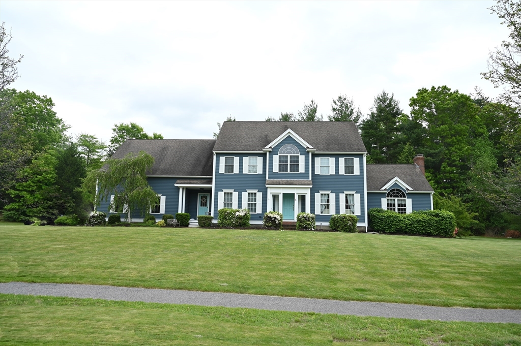 34 Highland Cir, Halifax, Massachusetts, 4 Bedrooms Bedrooms, 9 Rooms Rooms,2.5 BathroomsBathrooms,Residential,For Sale,Highland Cir,73380570