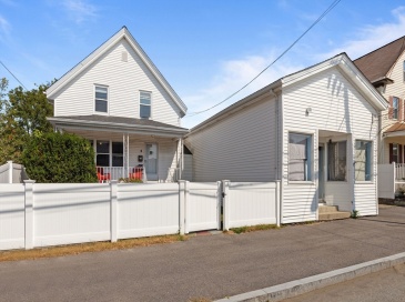 9 Kilmer Ave, Taunton, Massachusetts, 5 Bedrooms Bedrooms, 12 Rooms Rooms,3 BathroomsBathrooms,Residential Income,For Sale,Kilmer Ave,73423918