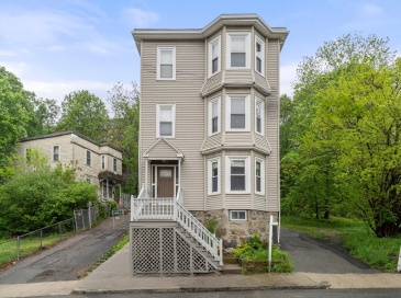 127 Marcella Street, Boston, Massachusetts, 2 Bedrooms Bedrooms, 4 Rooms Rooms,1 BathroomBathrooms,Residential,For Sale,Marcella Street,73370513