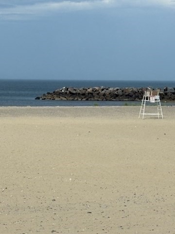 20 Coral Avenue, Winthrop, Massachusetts, 1 Bedroom Bedrooms, 3 Rooms Rooms,1 BathroomBathrooms,Residential Lease,For Rent,Coral Avenue,73400564