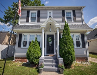 10 Spenstone, Cranston, Rhode Island, 3 Bedrooms Bedrooms, 6 Rooms Rooms,1.5 BathroomsBathrooms,Residential,For Sale,Spenstone,73411943