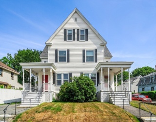 149 Methuen St, Lowell, Massachusetts, 10 Bedrooms Bedrooms, 18 Rooms Rooms,5.5 BathroomsBathrooms,Residential Income,For Sale,Methuen St,73410867