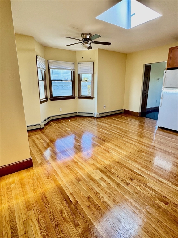 366 Bunker Hill Street, Boston, Massachusetts, 2 Bedrooms Bedrooms, 4 Rooms Rooms,1 BathroomBathrooms,Residential Lease,For Rent,Bunker Hill Street,73431267