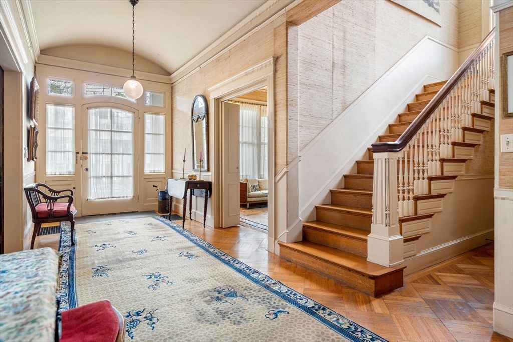 17 Berkeley St, Cambridge, Massachusetts, 7 Bedrooms Bedrooms, 10 Rooms Rooms,5.5 BathroomsBathrooms,Residential,For Sale,Berkeley St,73326303