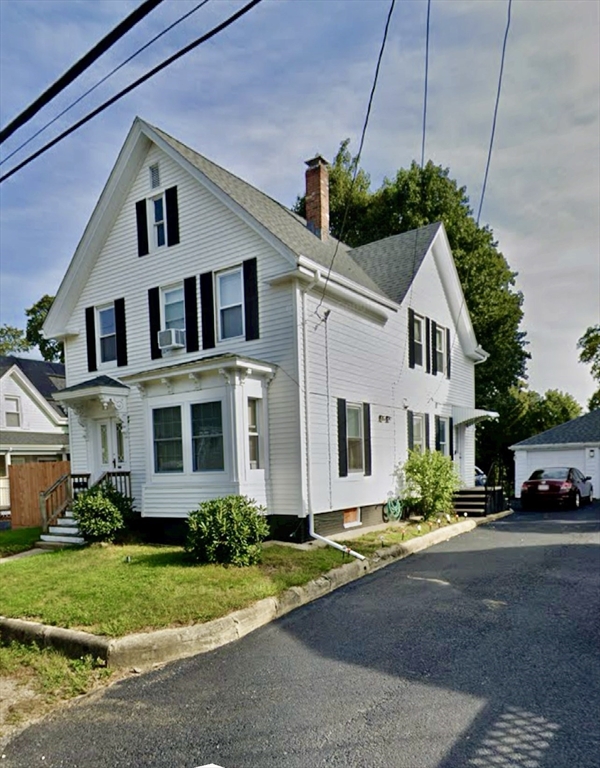 11 Pine Ave, Brockton, Massachusetts, 2 Bedrooms Bedrooms, 4 Rooms Rooms,1 BathroomBathrooms,Residential Lease,For Rent,Pine Ave,73427883