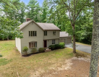 9 Randall Rd, Rochester, Massachusetts, 3 Bedrooms Bedrooms, 6 Rooms Rooms,2.5 BathroomsBathrooms,Residential,For Sale,Randall Rd,73407753