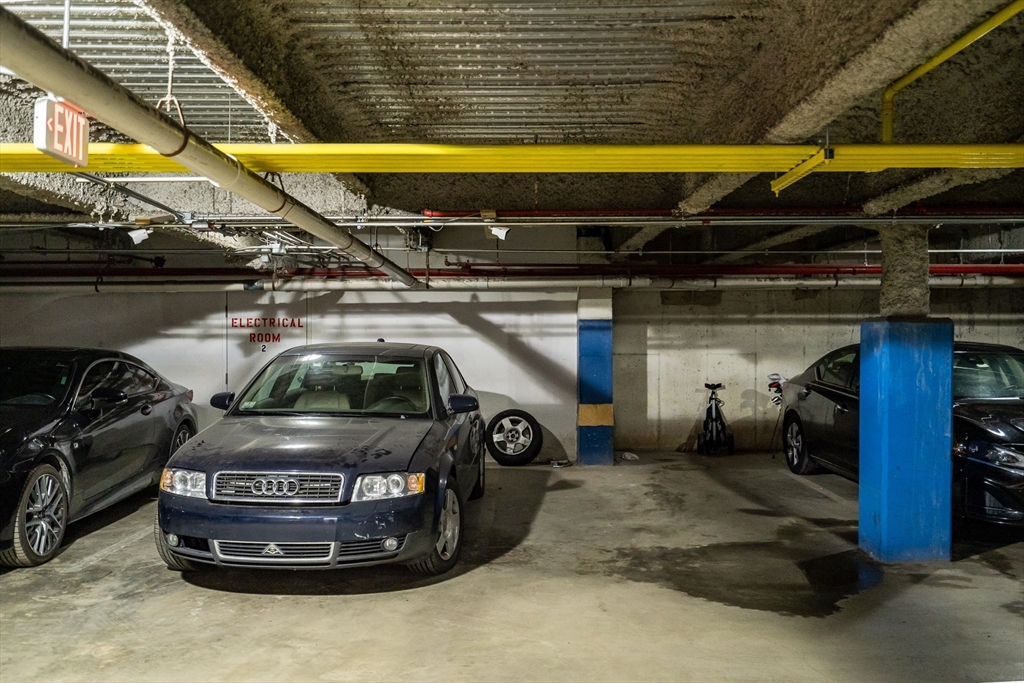 125 Tudor Street, Boston, Massachusetts, 3 Bedrooms Bedrooms, 5 Rooms Rooms,2.5 BathroomsBathrooms,Residential Lease,For Rent,Tudor Street,73423943