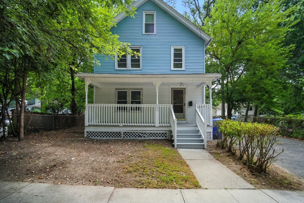 27 Newland, Springfield, Massachusetts, 3 Bedrooms Bedrooms, 8 Rooms Rooms,1 BathroomBathrooms,Residential,For Sale,Newland,73420790