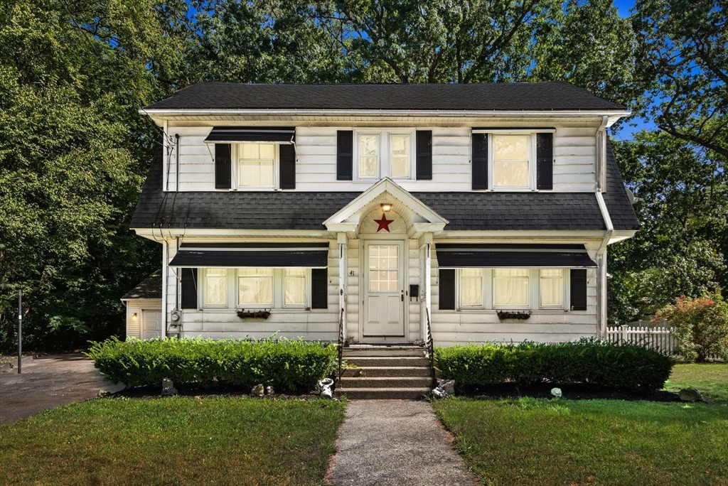 41 Nevada St, Springfield, Massachusetts, 3 Bedrooms Bedrooms, 7 Rooms Rooms,2.5 BathroomsBathrooms,Residential,For Sale,Nevada St,73420045