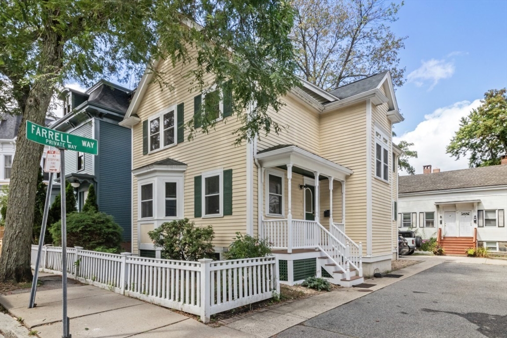 1 Farrell Street, Cambridge, Massachusetts, 4 Bedrooms Bedrooms, 8 Rooms Rooms,2.5 BathroomsBathrooms,Residential Lease,For Rent,Farrell Street,73396505