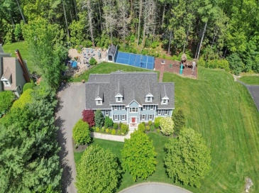 52 Sylvan Dr, Stow, Massachusetts, 5 Bedrooms Bedrooms, 12 Rooms Rooms,3.5 BathroomsBathrooms,Residential,For Sale,Sylvan Dr,73394253