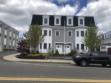 84 Pearl Street, Braintree, Massachusetts, 2 Bedrooms Bedrooms, 5 Rooms Rooms,1.5 BathroomsBathrooms,Residential Lease,For Rent,Pearl Street,73427554