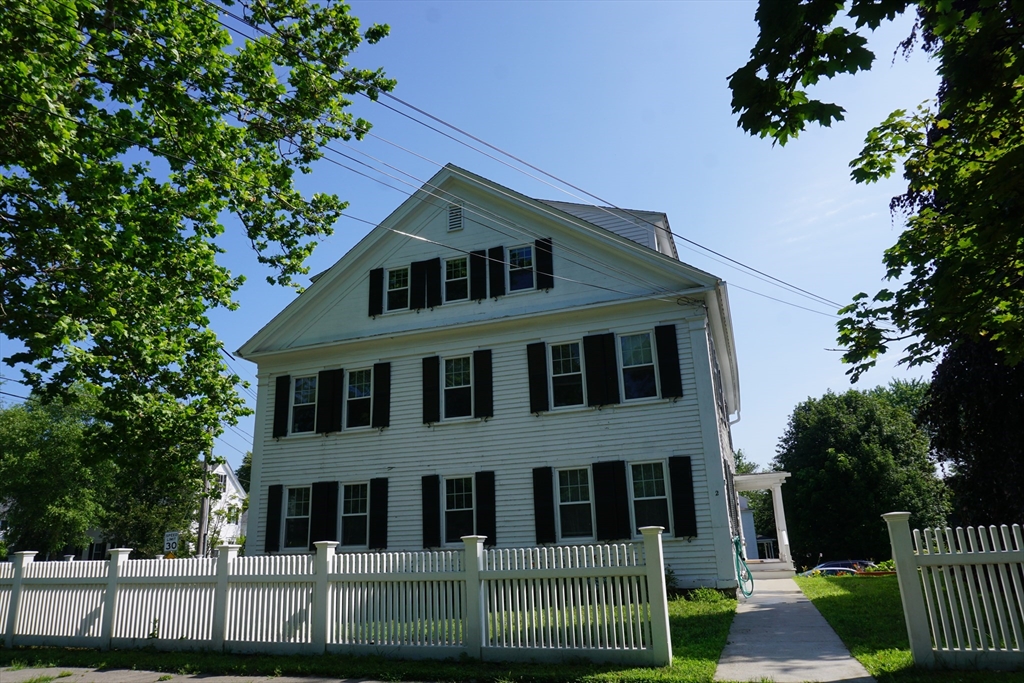 2 Littleton, Harvard, Massachusetts, 2 Bedrooms Bedrooms, 6 Rooms Rooms,1.5 BathroomsBathrooms,Residential,For Sale,Littleton,73419084
