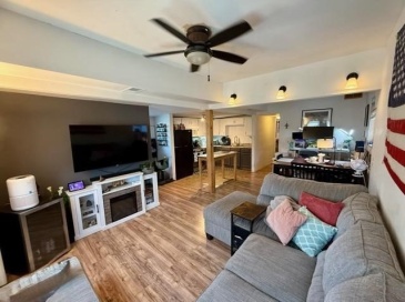 466 Newbury, Danvers, Massachusetts, 1 Bedroom Bedrooms, 4 Rooms Rooms,1 BathroomBathrooms,Residential,For Sale,Newbury,73395746