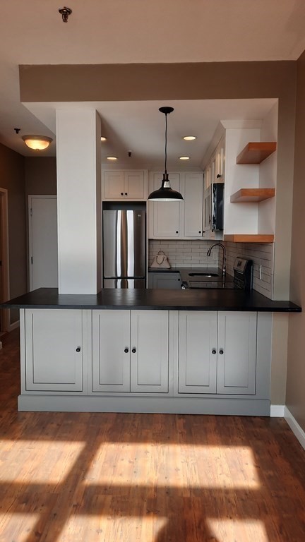 150 Orleans Street, Boston, Massachusetts, 1 Bedroom Bedrooms, 3 Rooms Rooms,1 BathroomBathrooms,Residential Lease,For Rent,Orleans Street,73400321