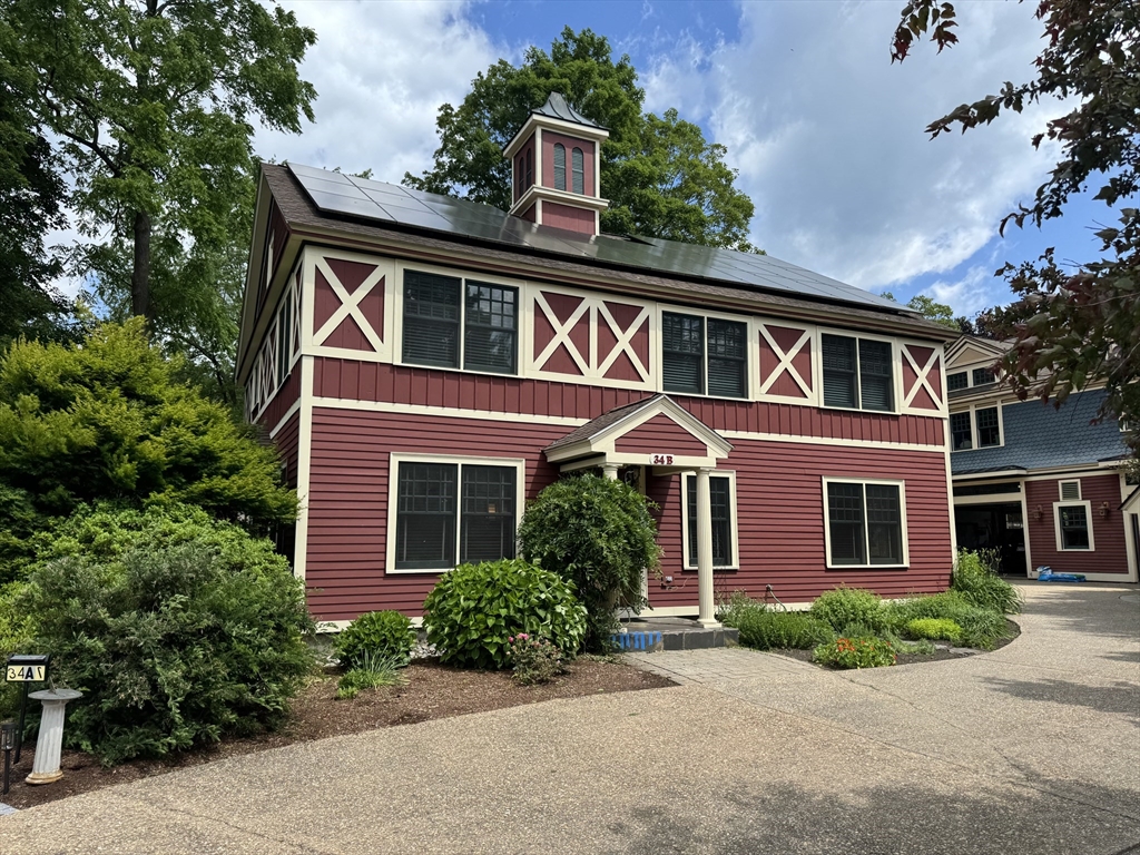 32 South Main Street, Belchertown, Massachusetts, 3 Bedrooms Bedrooms, 5 Rooms Rooms,1 BathroomBathrooms,Residential Lease,For Rent,South Main Street,73397737